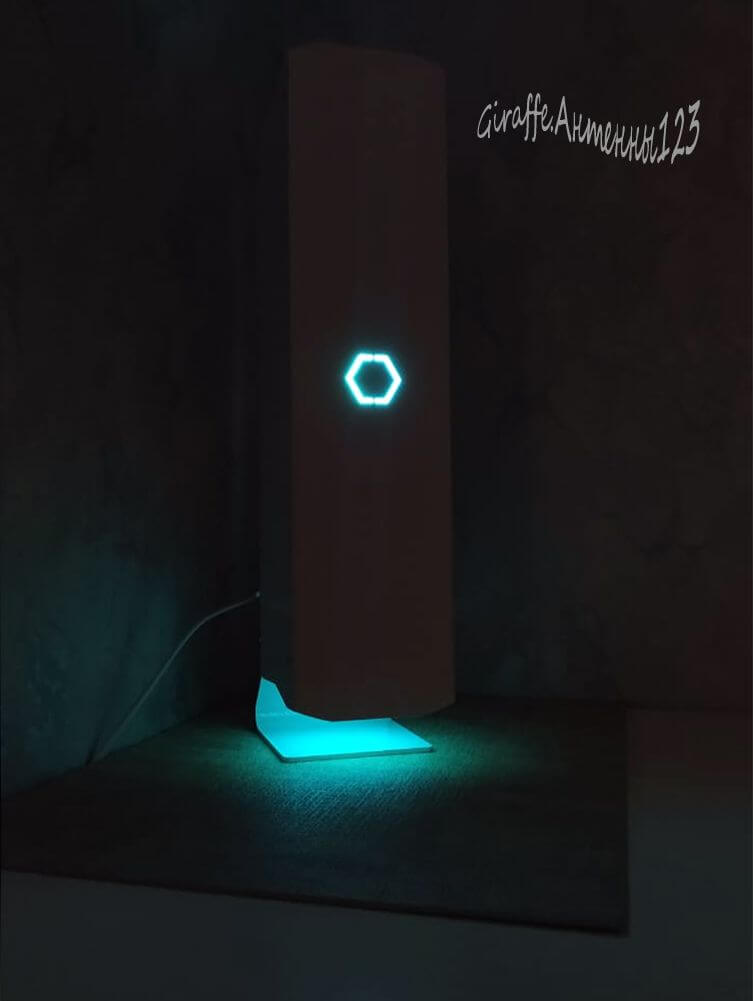 Работая ночью, Солнечный бриз служит Светильником